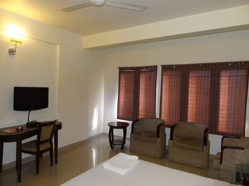 Hotel Amshi International Бангалор Екстериор снимка
